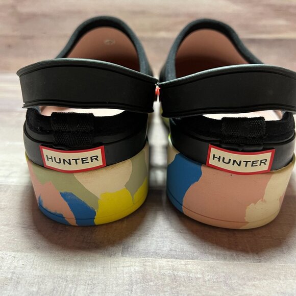 Hunter Womens Black Rubber Clogs With Multicolor Sole - Picture 9 of 10